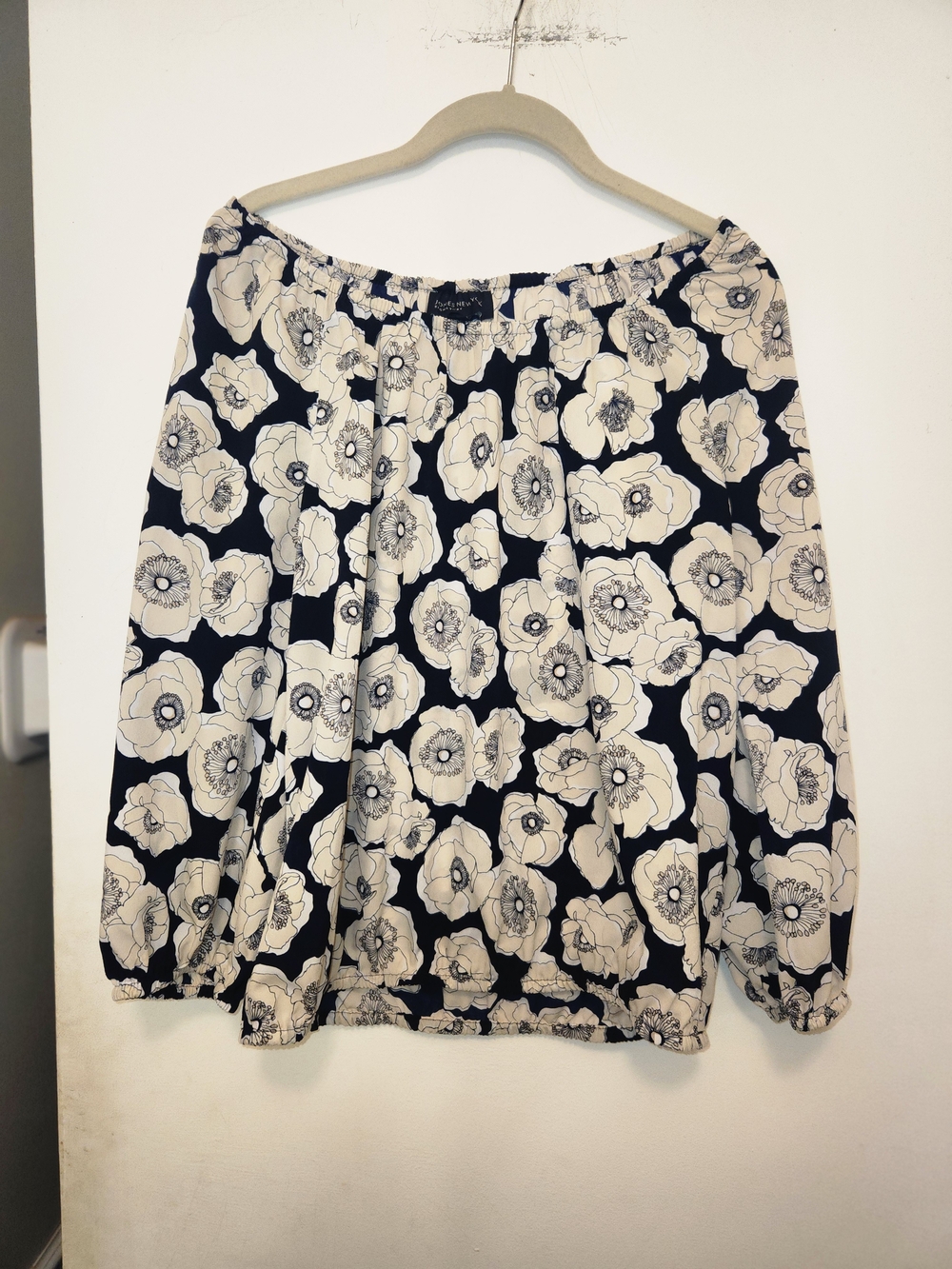 Jones New York Floral Elastic Waist Black and Cream Blouse S